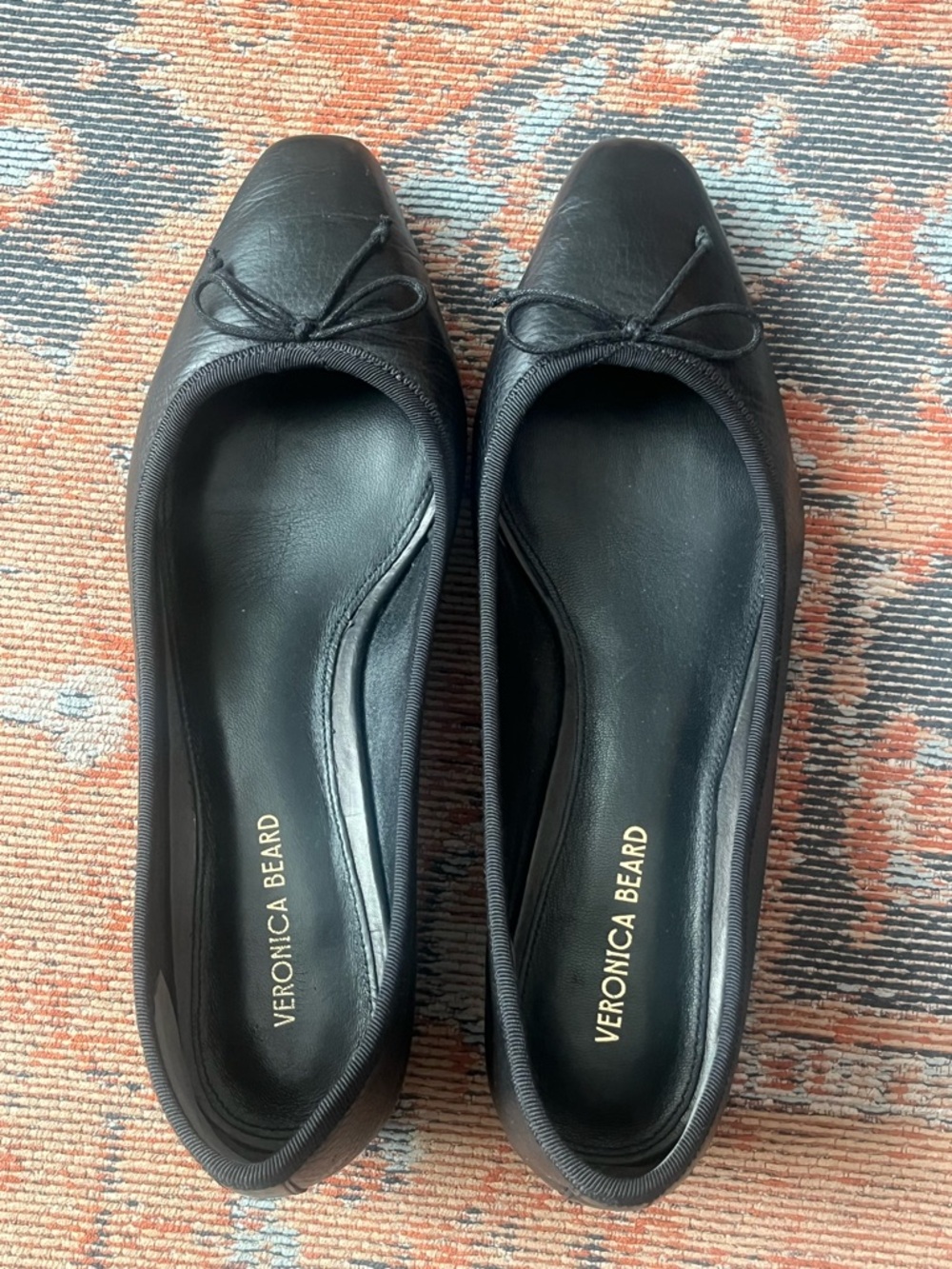Veronica Beard Black Leather Ballet Flats Pumps in Size 7 - Great Condition 🖤